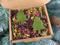 Christmas mini forage box.webp